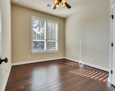 5342 Tyler Park Lane - Photo Thumbnail 12