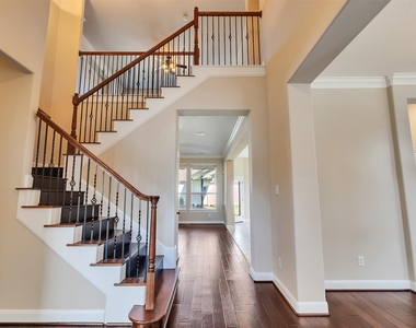 5342 Tyler Park Lane - Photo Thumbnail 7