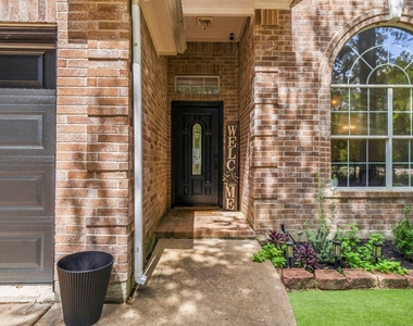 34019 Conroe Huffsmith Road - Photo Thumbnail 1