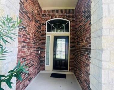 4702 Sedgewood Drive - Photo Thumbnail 1