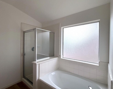 2007 Orchard Frost Drive - Photo Thumbnail 5