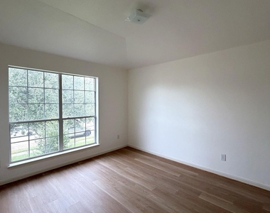 2007 Orchard Frost Drive - Photo Thumbnail 7