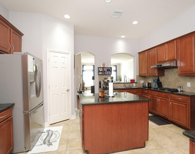 8410 Brighton Lake Lane - Photo Thumbnail 17