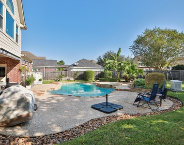 8410 Brighton Lake Lane - Photo Thumbnail 35