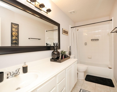 8410 Brighton Lake Lane - Photo Thumbnail 33