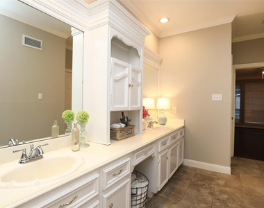 7906 Tizerton Court - Photo Thumbnail 29
