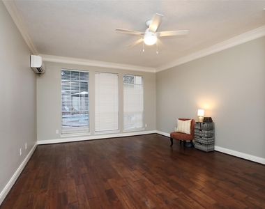 7906 Tizerton Court - Photo Thumbnail 26