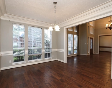 7906 Tizerton Court - Photo Thumbnail 9