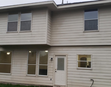 3839 Landon Park Drive - Photo Thumbnail 20