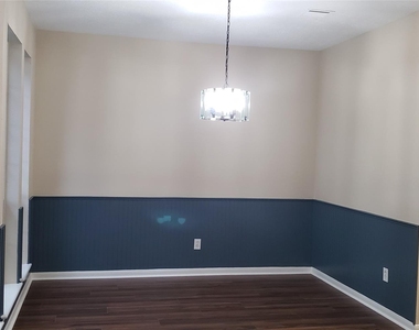 3839 Landon Park Drive - Photo Thumbnail 8