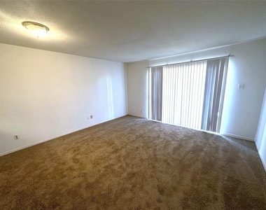 2820 S Bartell Drive - Photo Thumbnail 1