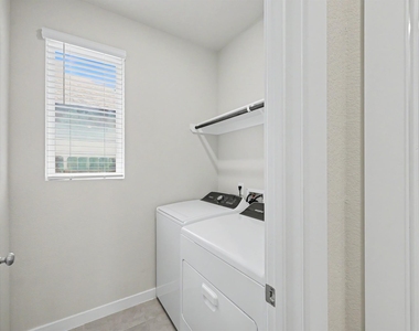2010 W Darlington Oak Court - Photo Thumbnail 16