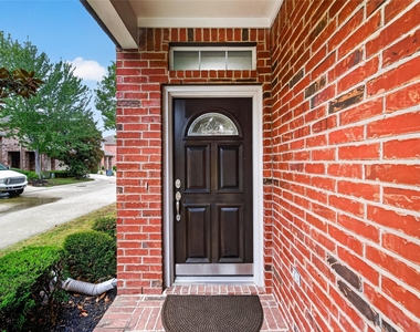 8910 Minola Oaks Drive - Photo Thumbnail 19