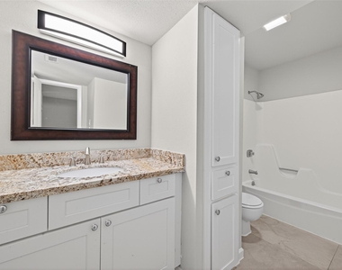1114 Augusta Drive - Photo Thumbnail 8