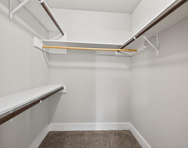 1114 Augusta Drive - Photo Thumbnail 25