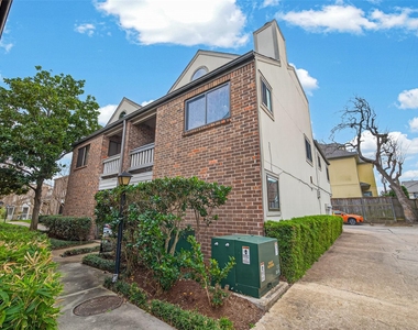 1114 Augusta Drive - Photo Thumbnail 1