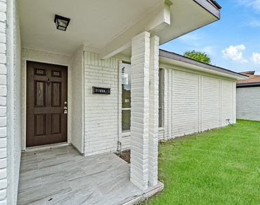 11823 S Willow Circle - Photo Thumbnail 5