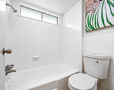 11823 S Willow Circle - Photo Thumbnail 27