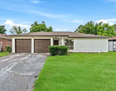 11823 S Willow Circle - Photo Thumbnail 2
