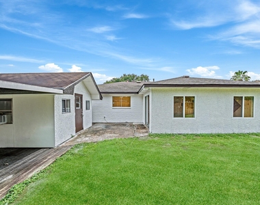11823 S Willow Circle - Photo Thumbnail 29