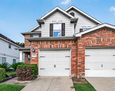 8126 Montague Manor Lane - Photo Thumbnail 4