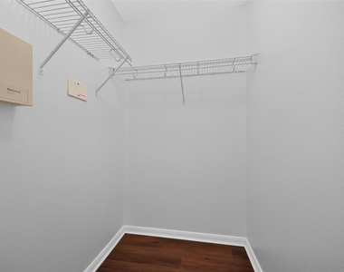 8126 Montague Manor Lane - Photo Thumbnail 29