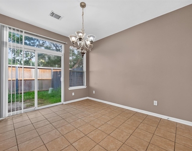 8126 Montague Manor Lane - Photo Thumbnail 13