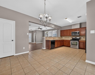 8126 Montague Manor Lane - Photo Thumbnail 19