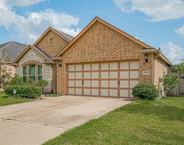 19619 Blair Orchard Lane - Photo Thumbnail 2