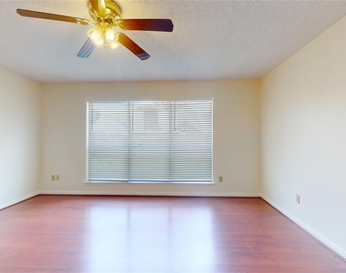 13202 Terralyn Way - Photo Thumbnail 5