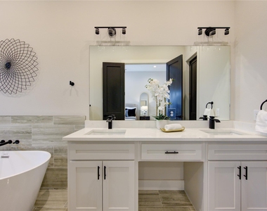 4706a Rawley - Photo Thumbnail 14