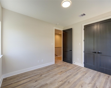 4706a Rawley - Photo Thumbnail 18