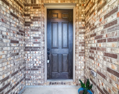 25319 Whitehaven Gate Street - Photo Thumbnail 1