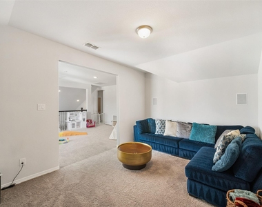 1811 Smithers Landing Drive - Photo Thumbnail 25