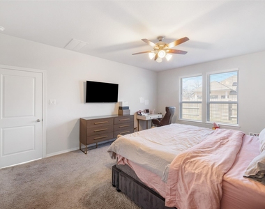 1811 Smithers Landing Drive - Photo Thumbnail 18