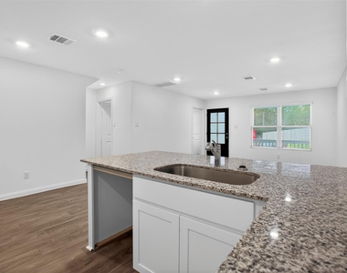 11806 Holly Hurst Drive - Photo Thumbnail 7