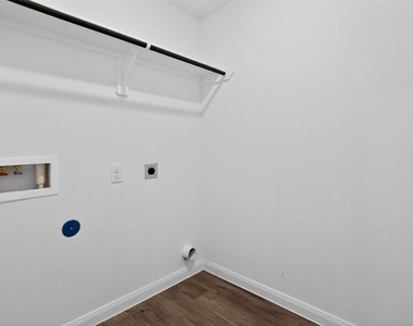 11806 Holly Hurst Drive - Photo Thumbnail 22