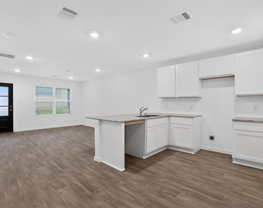 11806 Holly Hurst Drive - Photo Thumbnail 5