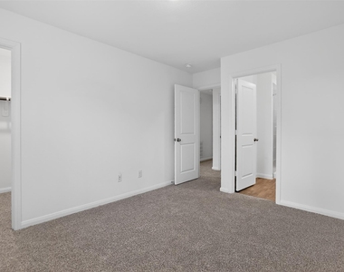 11806 Holly Hurst Drive - Photo Thumbnail 15