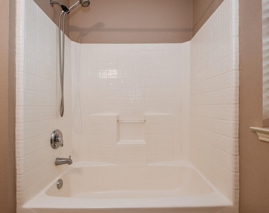 4818 King Hallow Lane - Photo Thumbnail 26