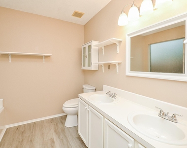 4818 King Hallow Lane - Photo Thumbnail 19