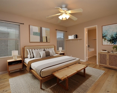 4818 King Hallow Lane - Photo Thumbnail 17