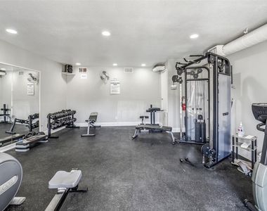2100 Tanglewilde Street - Photo Thumbnail 15