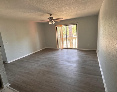 2100 Forest Knoll Drive Ne - Photo Thumbnail 2