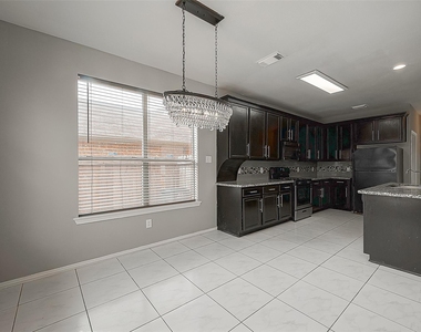 19903 Diamond Hills Lane - Photo Thumbnail 6