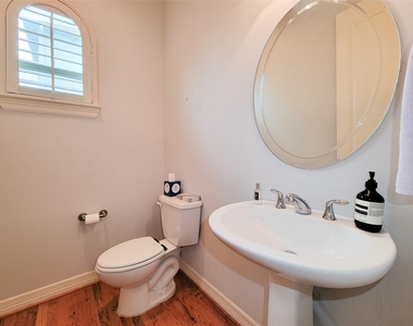1421 Bremond Street - Photo Thumbnail 15