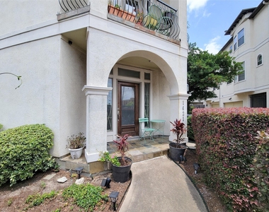 1421 Bremond Street - Photo Thumbnail 1