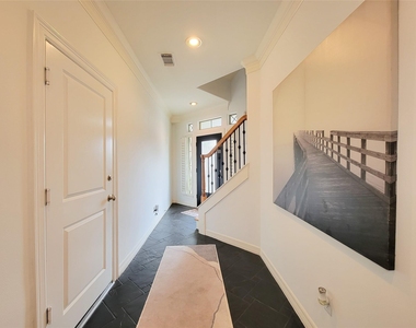 1421 Bremond Street - Photo Thumbnail 19
