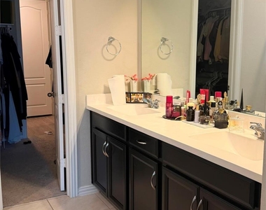 25112 Slow Pines Drive - Photo Thumbnail 17