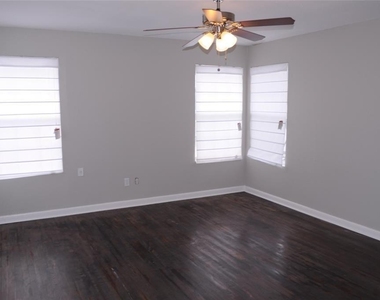 3502 Rosedale Street - Photo Thumbnail 2